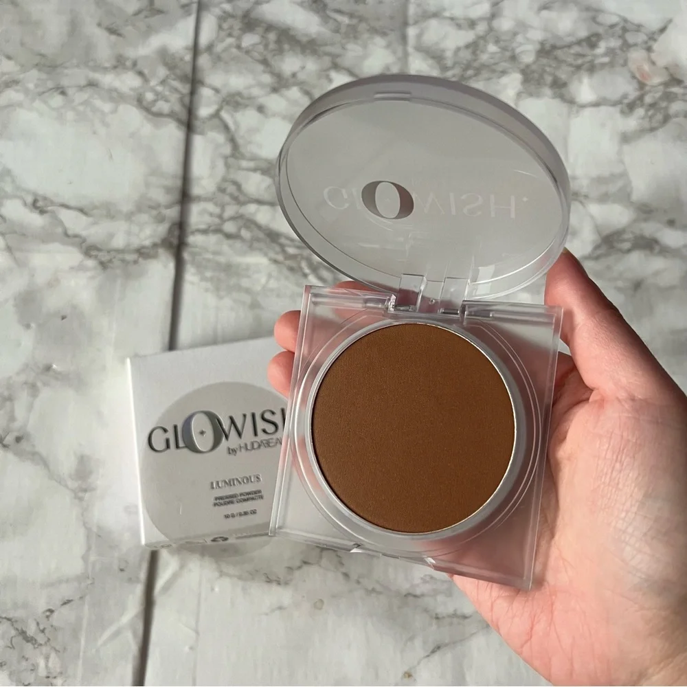 huda beauty glowish luminous pressed powder 12 rich Nov sale